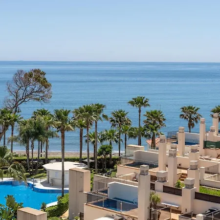 Apartment With Private Pool Estepona