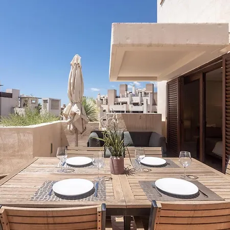 Apartment With Private Pool *