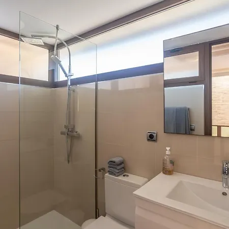Apartment With Private Pool Apartment